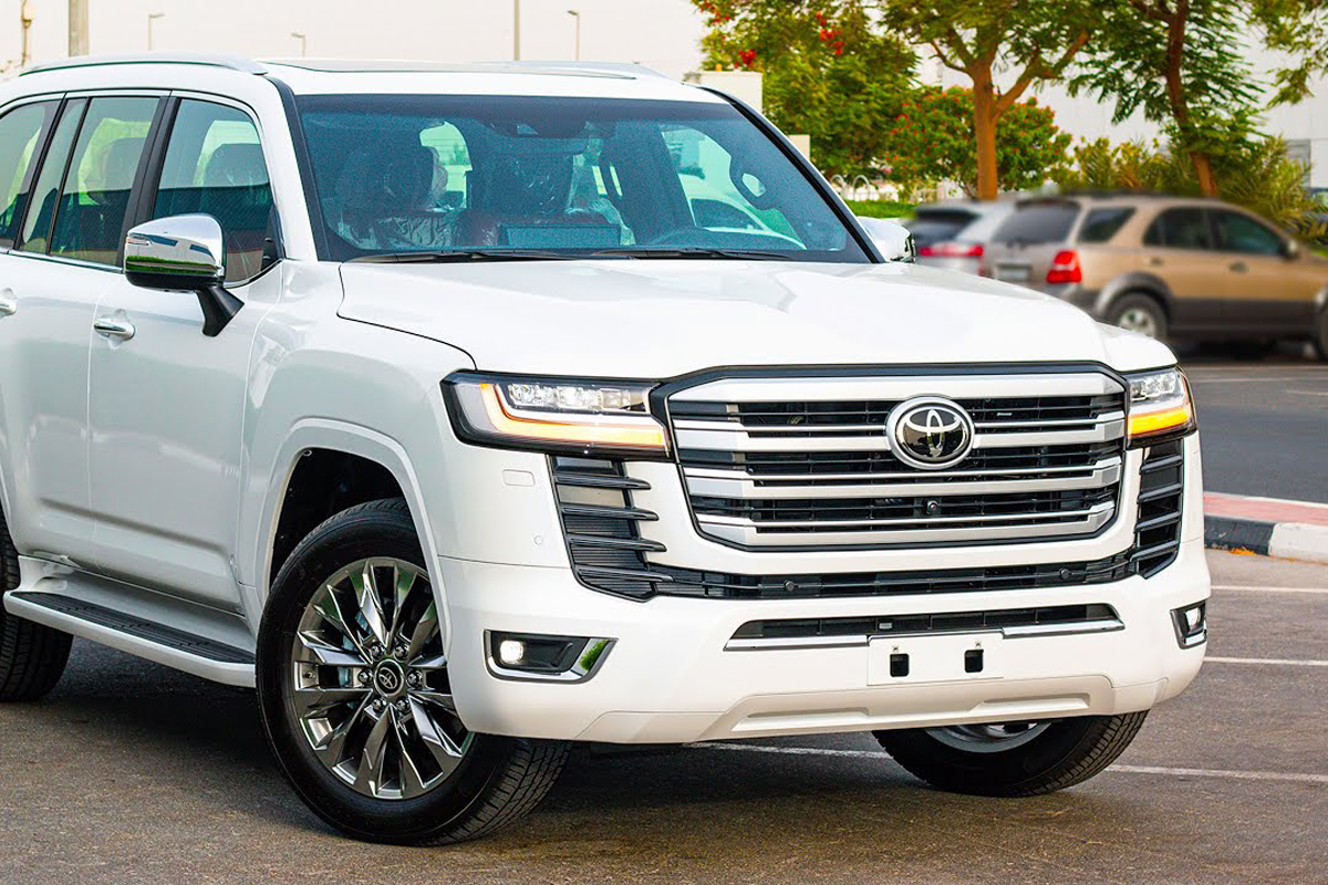 Toyota Land Cruiser 300